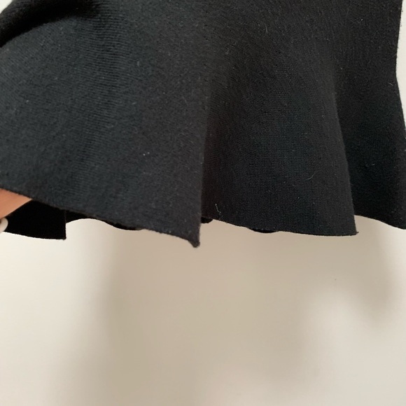 High waisted black tulip skirt. new. Size M. Zara - Picture 5 of 5